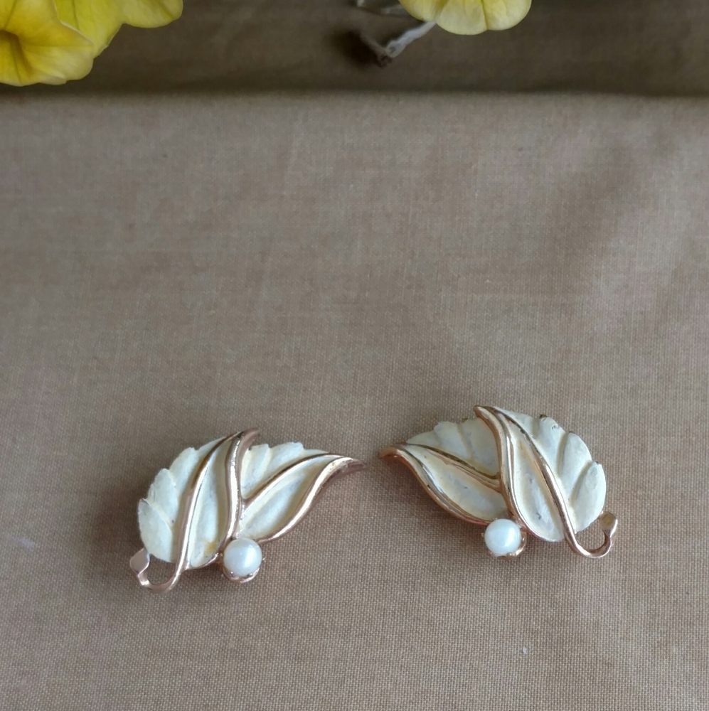 Vintage Kramer Clip-On Earrings